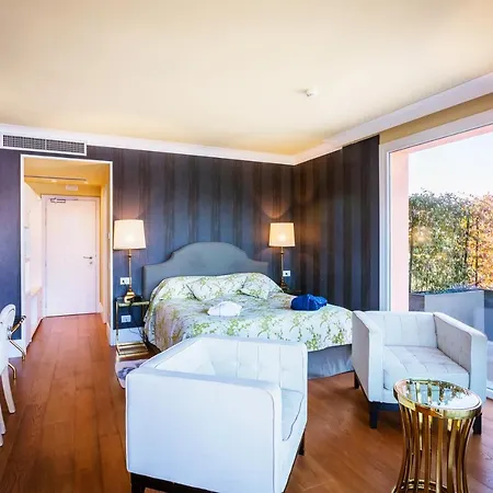 Borgo Le Terrazze Hotell 3*